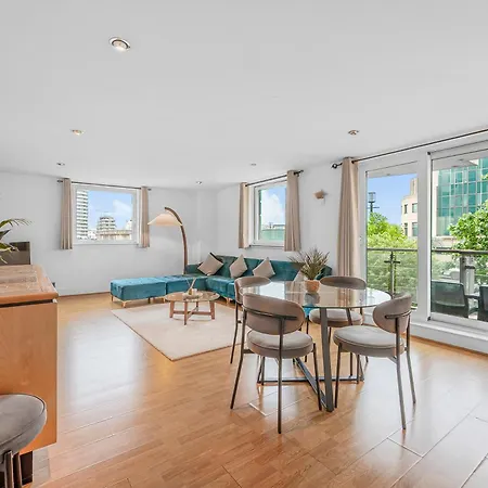 Riverside Balcony Apartments, 10 Minutes From Oxford Circus London Exterior photo