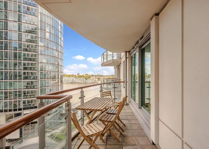 Riverside Balcony Apartments, 10 Minutes From Oxford Circus