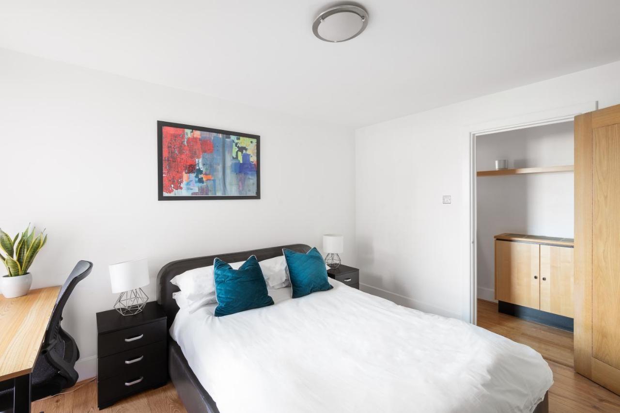 Riverside Balcony Apartments, 10 Minutes From Oxford Circus Appartamento