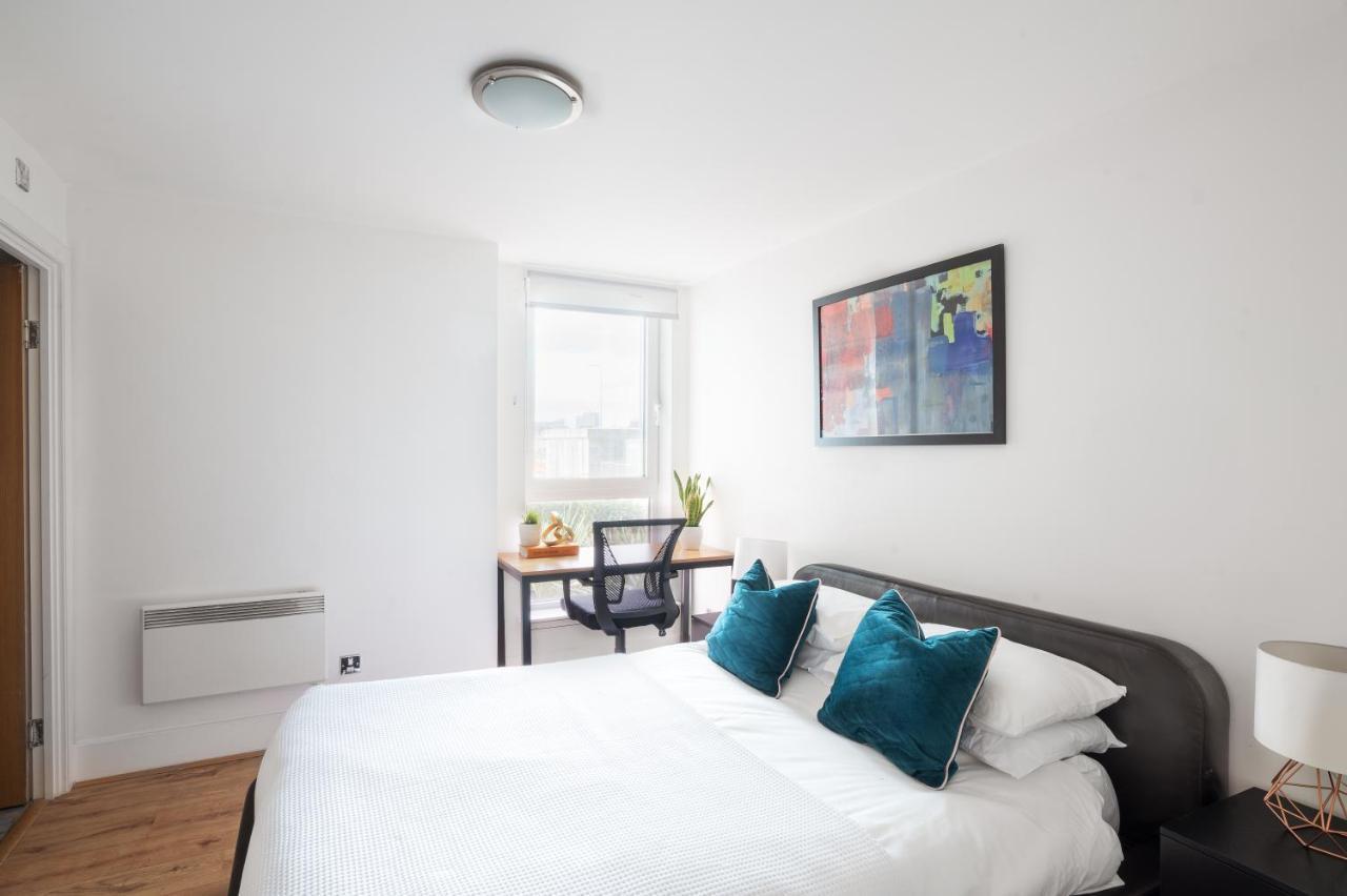 Riverside Balcony Apartments, 10 Minutes From Oxford Circus Appartamento *