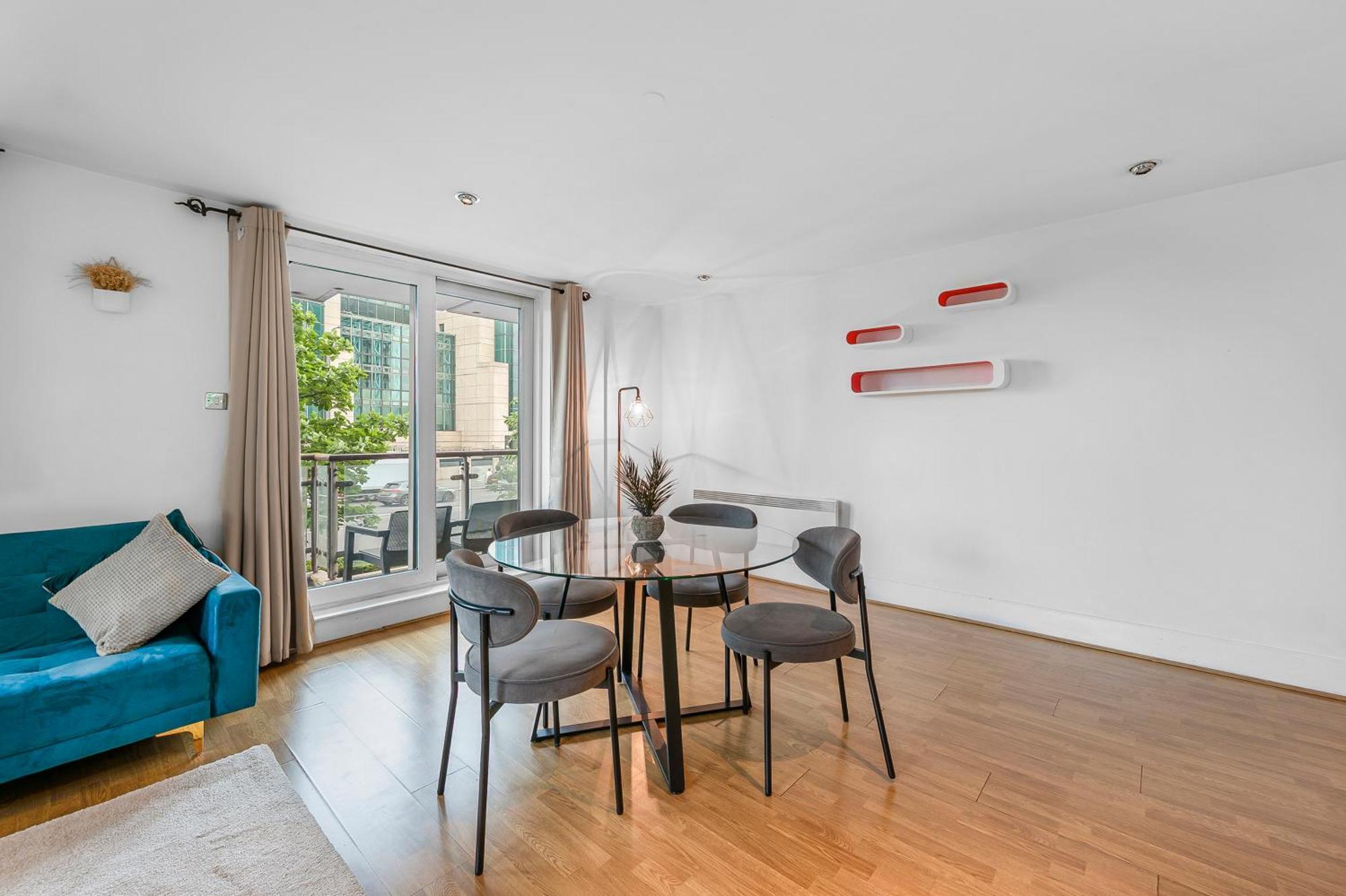 Апартаменты Riverside Balcony Apartments, 10 Minutes From Oxford Circus *