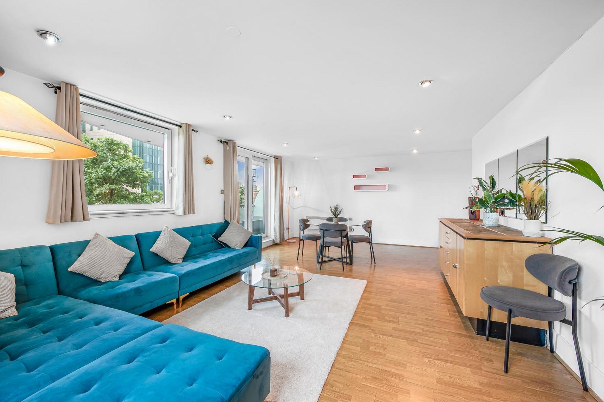 Апартаменты Riverside Balcony Apartments, 10 Minutes From Oxford Circus Лондон